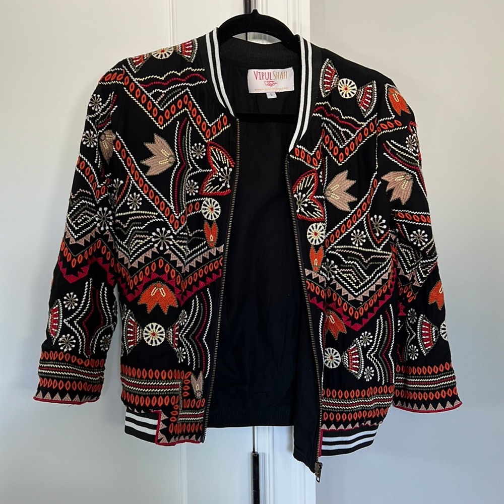 Embroidered bomber jacket